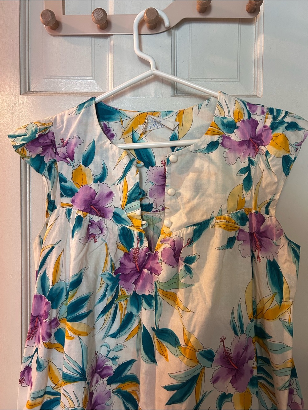 purple hibiscus muumuu size L